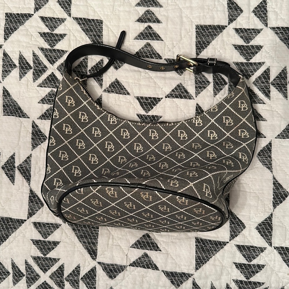 Dooney and Bourke purse